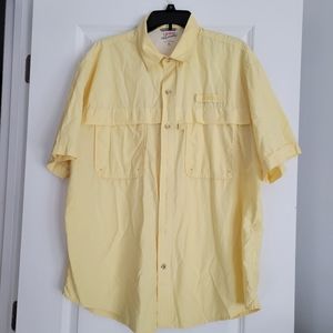 IZOD Men's Saltwater XL Yellow Short Sleeve Button Down Vented Shirt